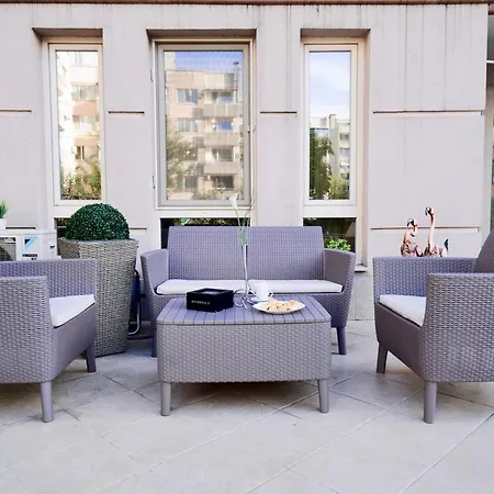 Kapana Luxury Center With Garage Апартамент